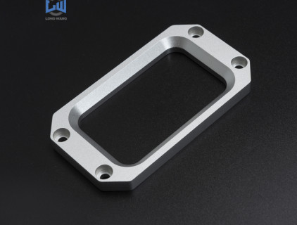 Fabricación de piezas de aluminio con base metálica de servicio personalizado