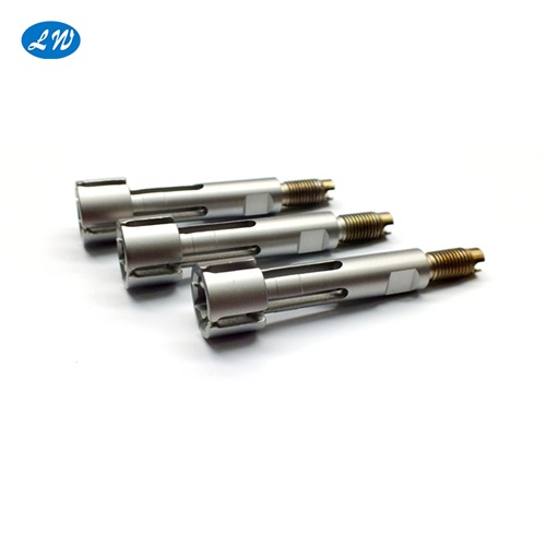 CNC-delerbearbeiding å selge