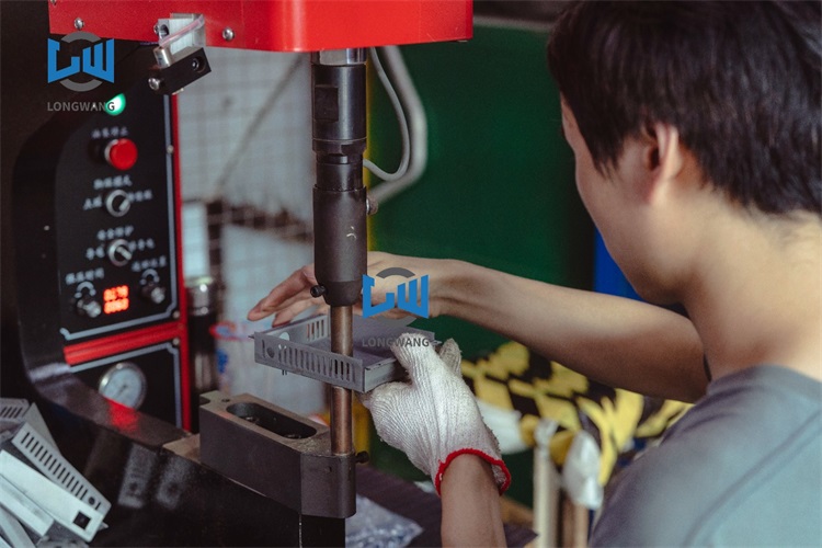 1692927060271594.jpg CNC machining.jpg